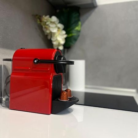 Odyssey Apt 1 Солун Екстериор снимка