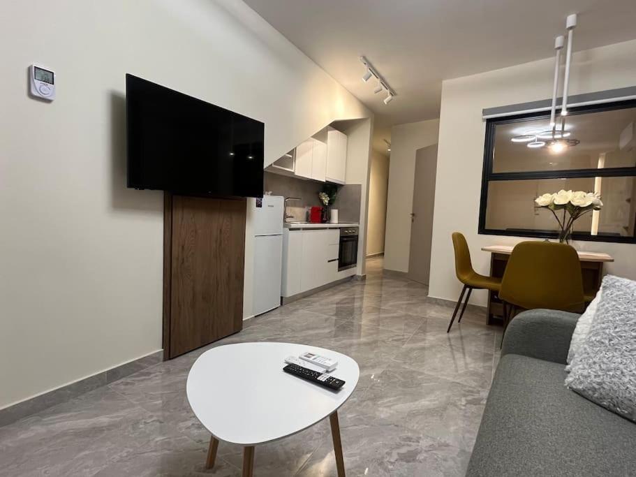 Odyssey Apt 1 Солун Екстериор снимка